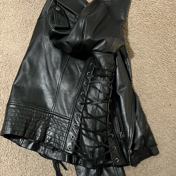 Black leather jacket - Picture 3 of 5